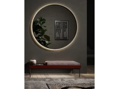 Specchio Astrid con cornice in laccato ossidato retroilluminata di Novamobili