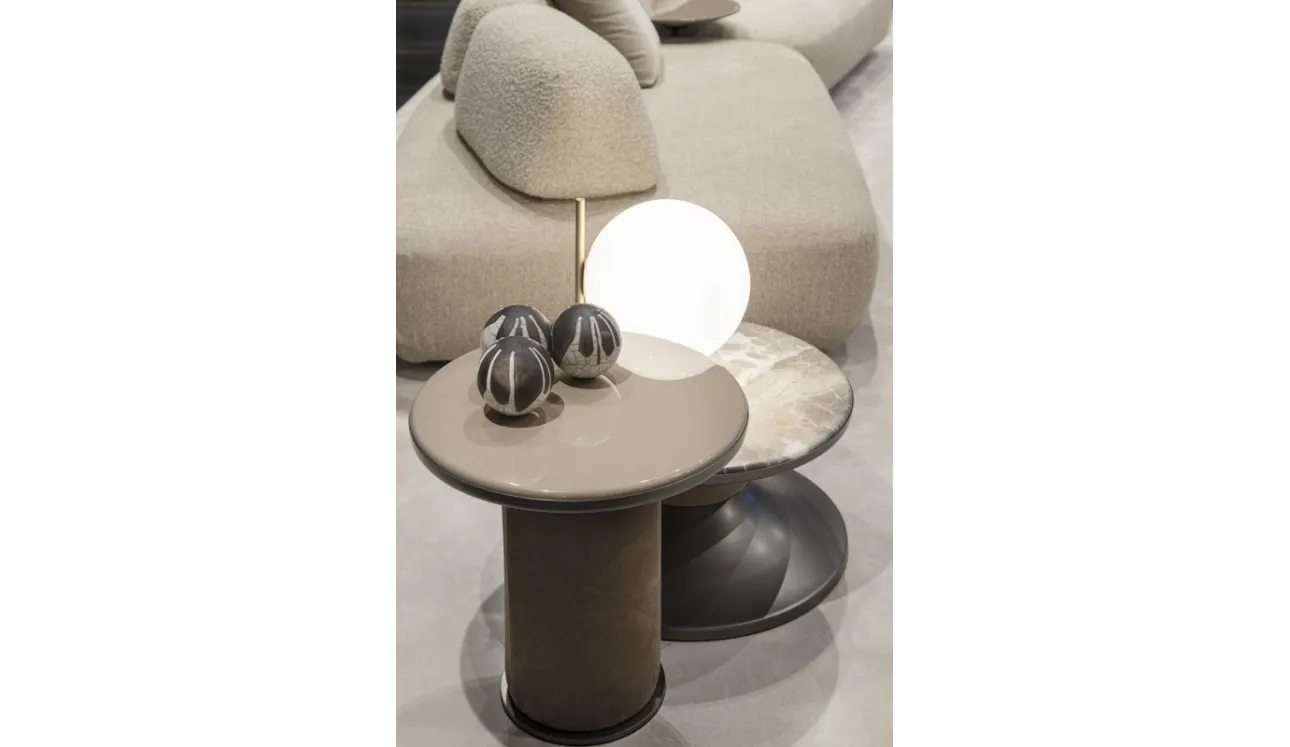 Tavolino Bobbin con top in pietra o laccato di Art Nova