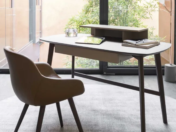 Scrittoio in legno con cassetto e alzatina in laccato opaco Match Calligaris
