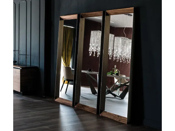 Specchio con cornice in legno Excalibur di Cattelan Italia