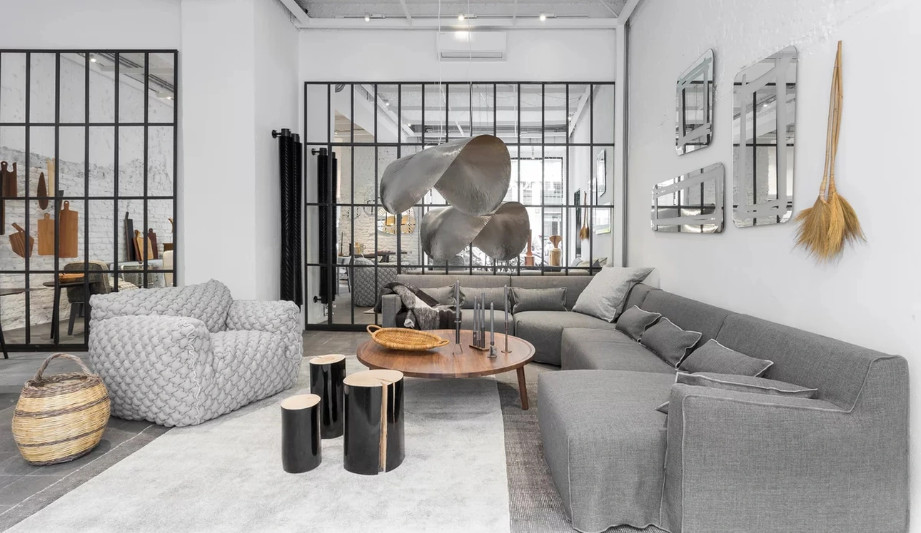 Tavolino Log Sezione Tronco laccato di Gervasoni