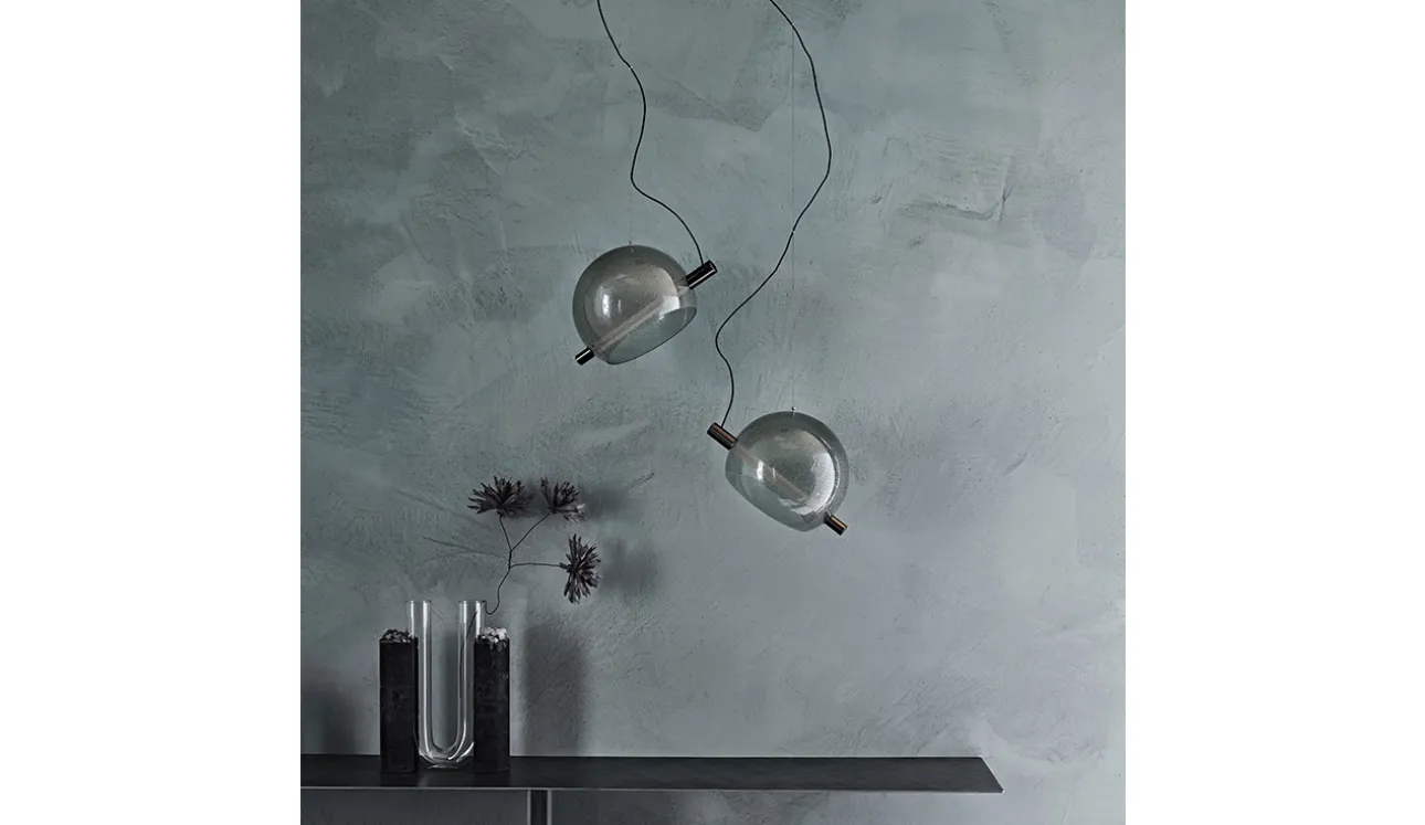 Lampada a sospensione con paralume in vetro soffiato trasparente o fumé Cody di Cattelan Italia a sospensione Cody di Cattelan Italia
