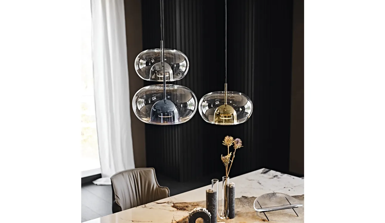 Lampada a sospensione con paralume in vetro borosilicato trasparente e calotta interna in vetro borosilicato verniciato Coimbra di Cattelan Italia