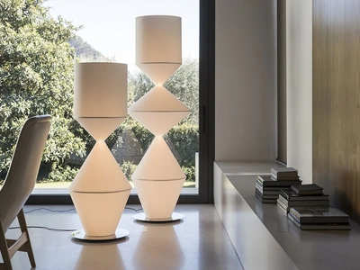 Lampada da terra Costantina XXL di Mogg