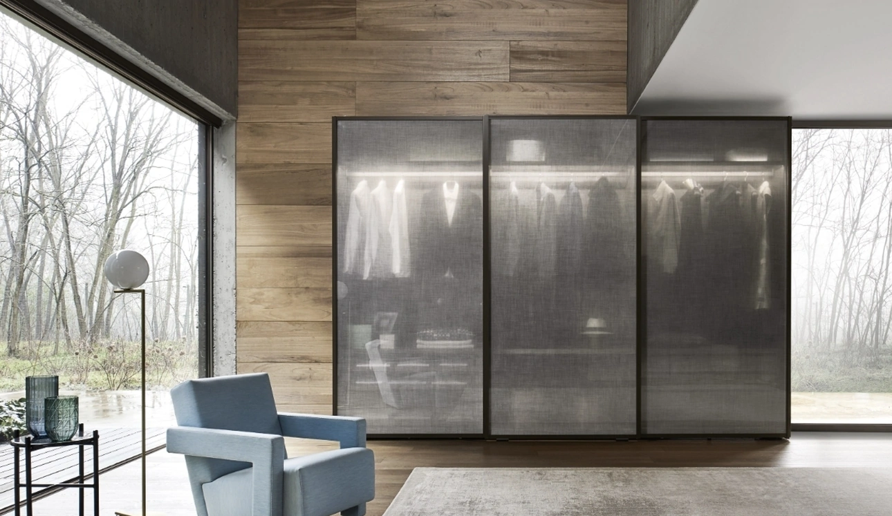 Armadio scorrevole Scrigno in vetro tramato di Sangiacomo