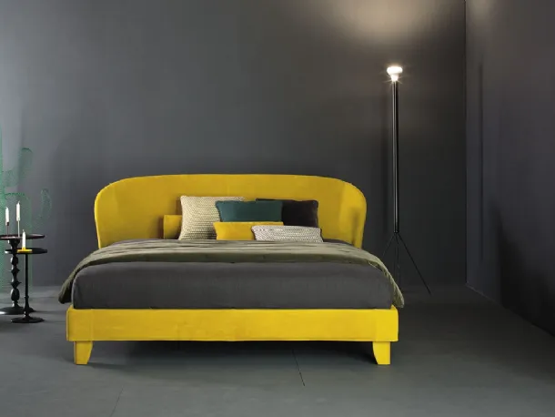 Letto in tessuto con testiera Carnaby di Twils