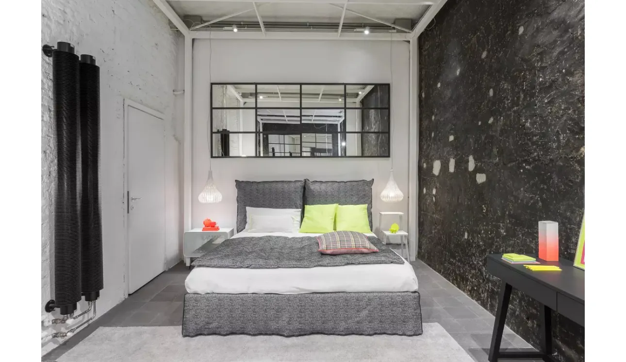 Letto con testiera Double di Gervasoni