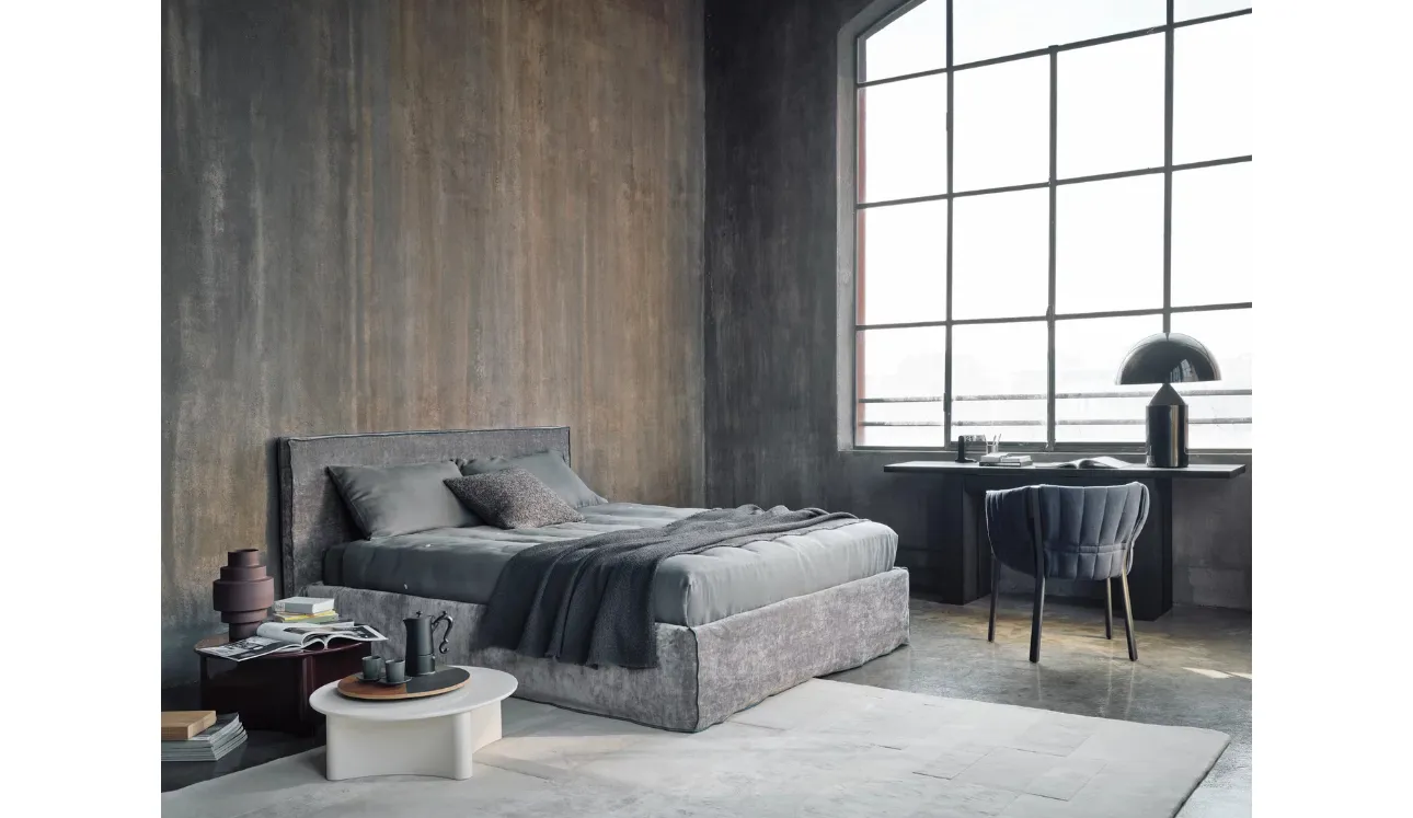 Letto Linea in tessuto di Gervasoni