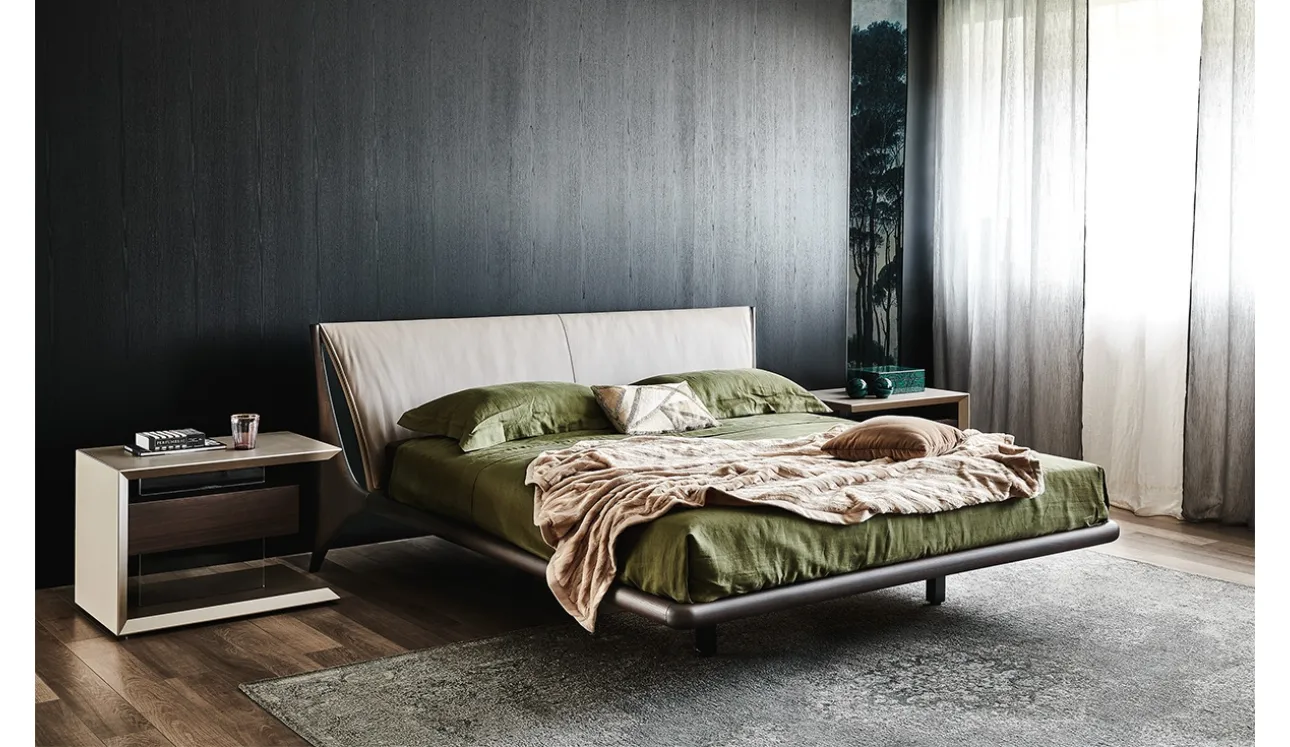 Letto Nelson in legno con testiera imbottita di Cattelan Italia