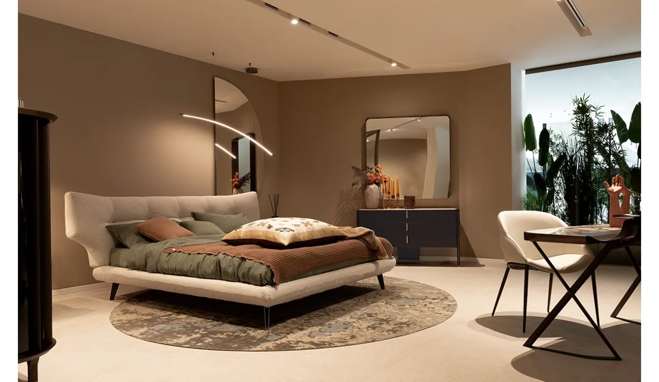 Letto in tessuto imbottito Thomas di Cattelan Italia