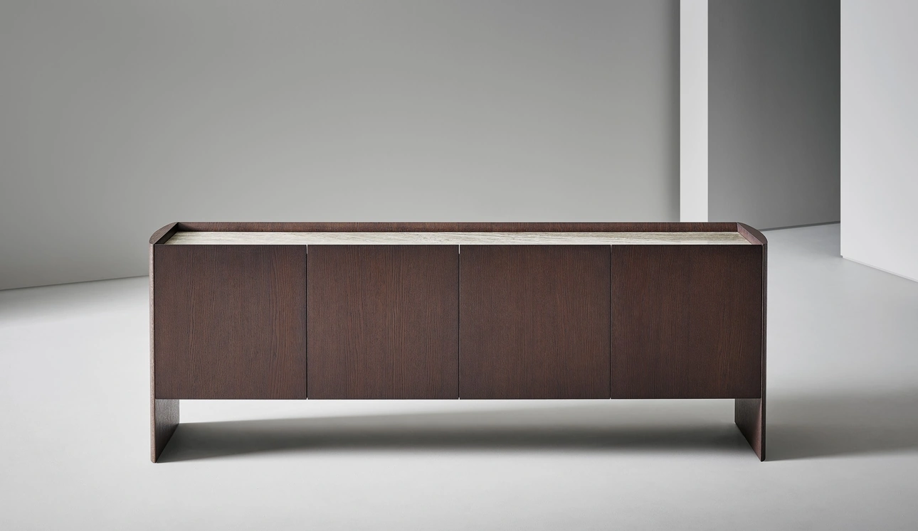 Madia Alicanto in legno e top in ceramica con 4 ante di Bonaldo