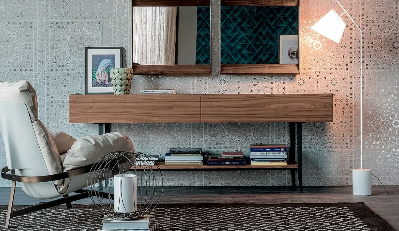 Madia in noce con gambe in metallo Horizon di Cattelan Italia