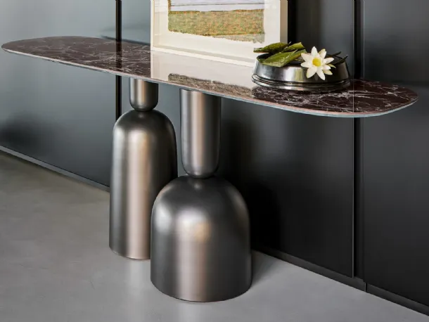 Mobile ingresso di design Cop Console con top in ceramica e base in metallo di Bonaldo