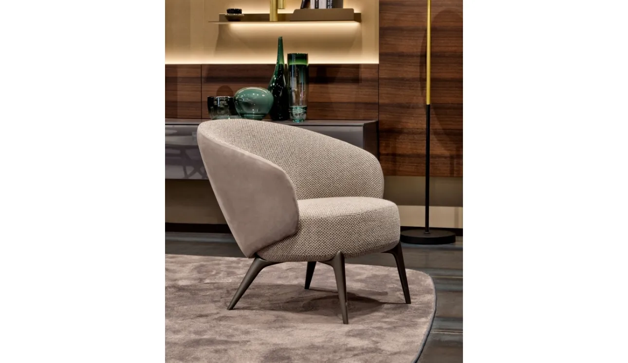 Poltroncina di design Helen di Art Nova