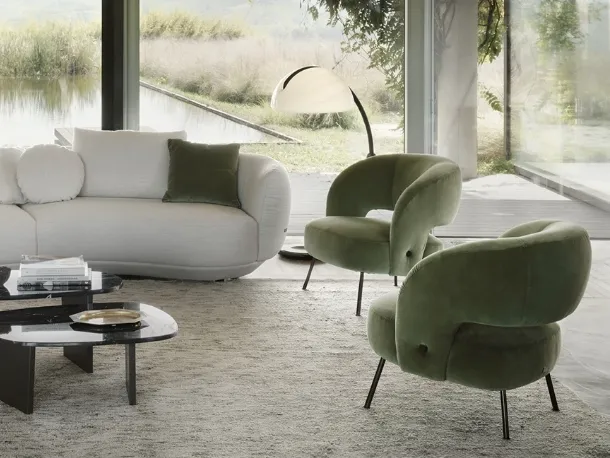 Poltroncina di design in velluto Soufflé di Nicoline