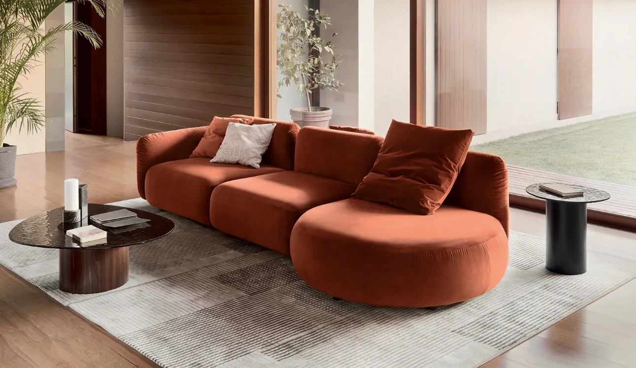 Divano con penisola Ginza di Calligaris