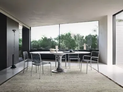 Sedia Allu in alluminio con intreccio in pergamena di Gervasoni