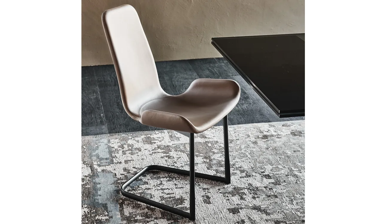 Sedia in pelle con struttura in acciaio Flamingo Cantilever di Cattelan Italia