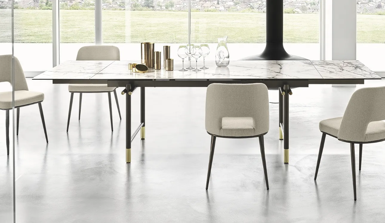 Sedia in tessuto Foyer di Calligaris