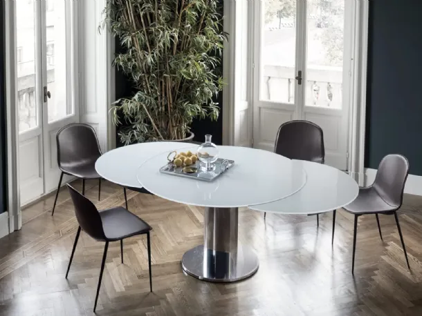 Sedia Seventy rivestita in cuoio con struttura in acciaio laccato di Bontempi