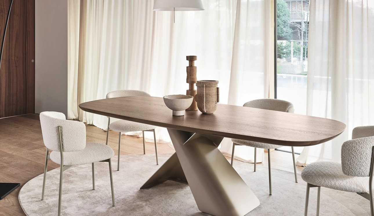 Tavolo Axiom legno di Calligaris