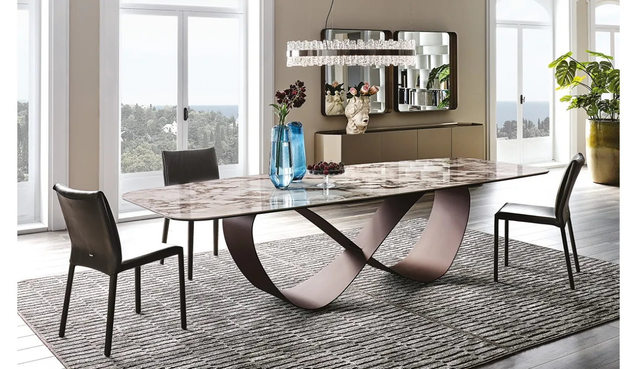 Tavolo con piano in ceramica effetto marmo Butterfly Keramik di Cattelan Italia