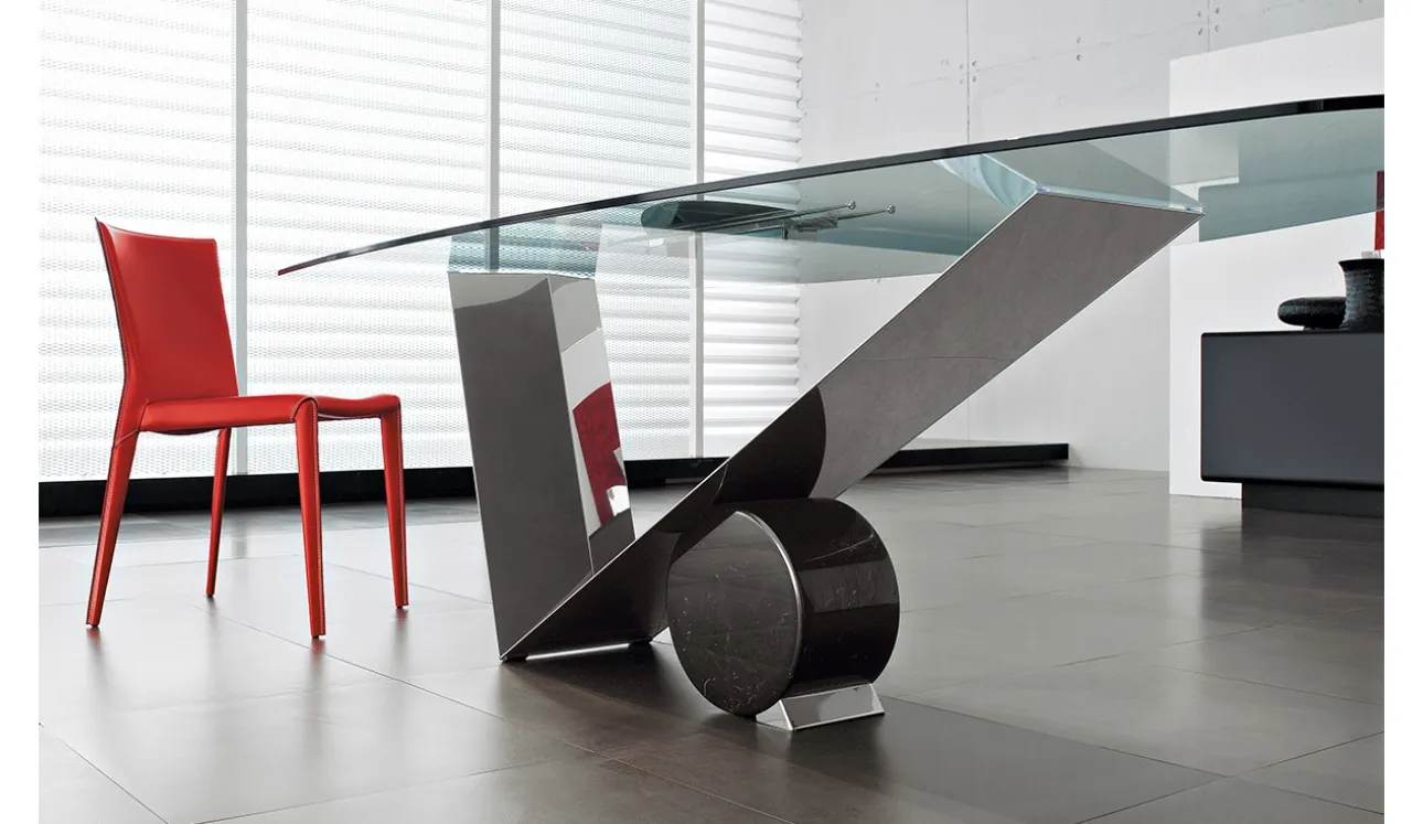 Tavolo in vetro con base in acciaio Inox lucido Valentinox di Cattelan Italia