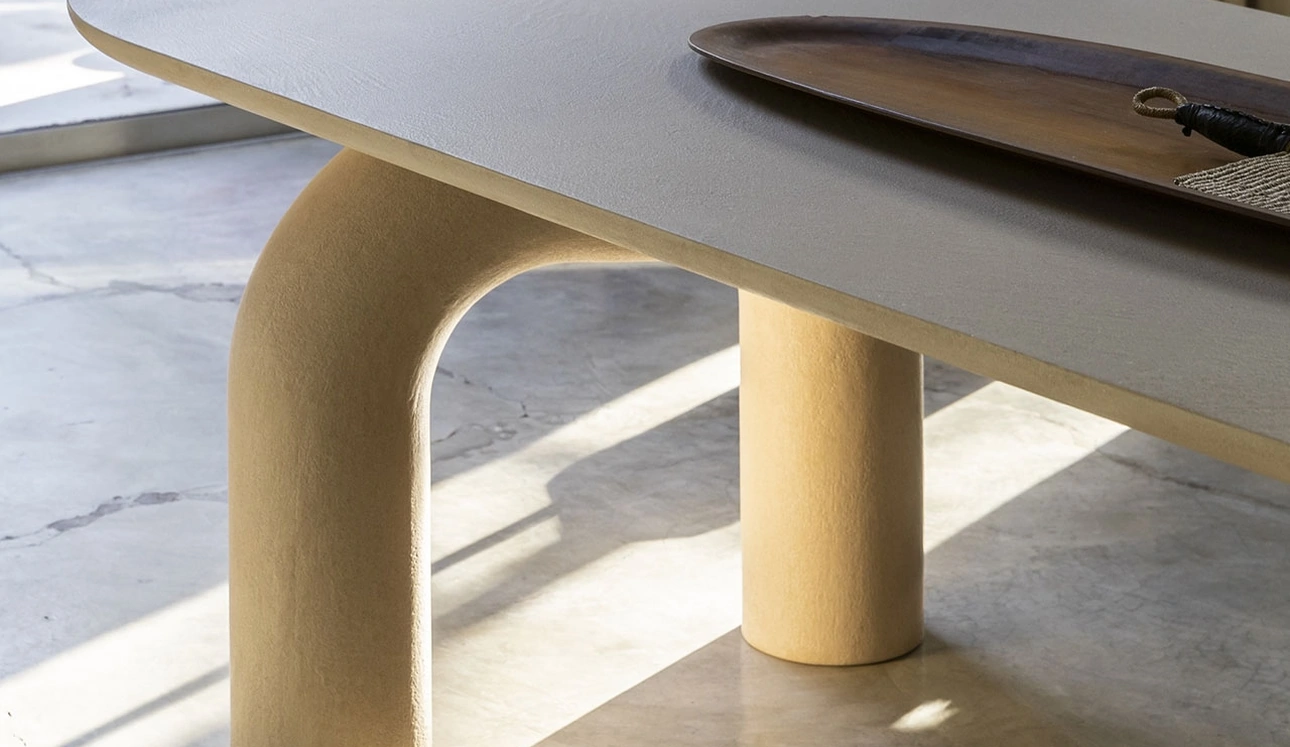 Tavolo di design Elephante di Mogg