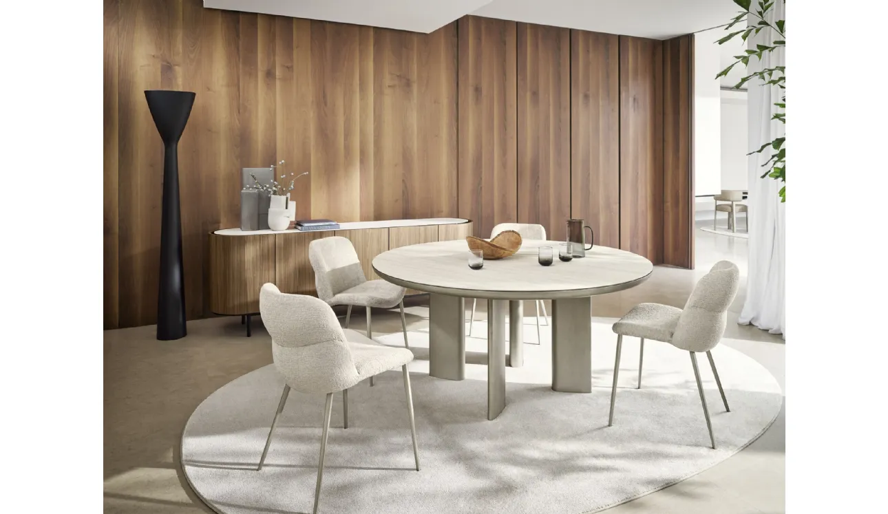 Tavolo Sandy rotondo con piano in legno di Calligaris