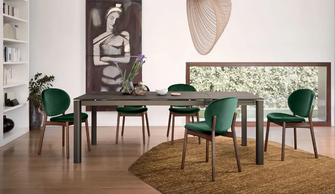 Tavolo allungabile con piano in ceramica effetto bronzo e gambe in alluminio Stream di Calligaris