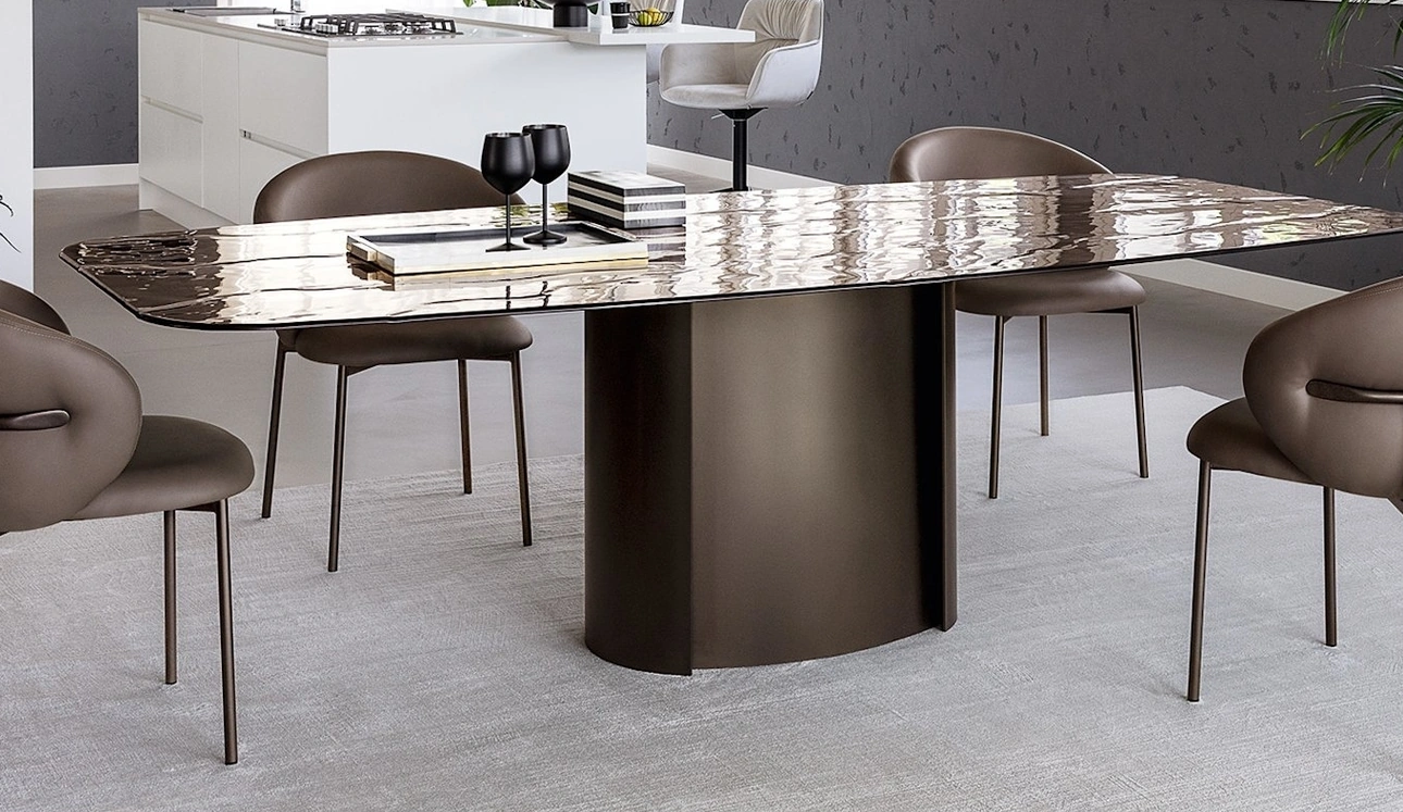 Tavolo in vetro Yoroi di Calligaris