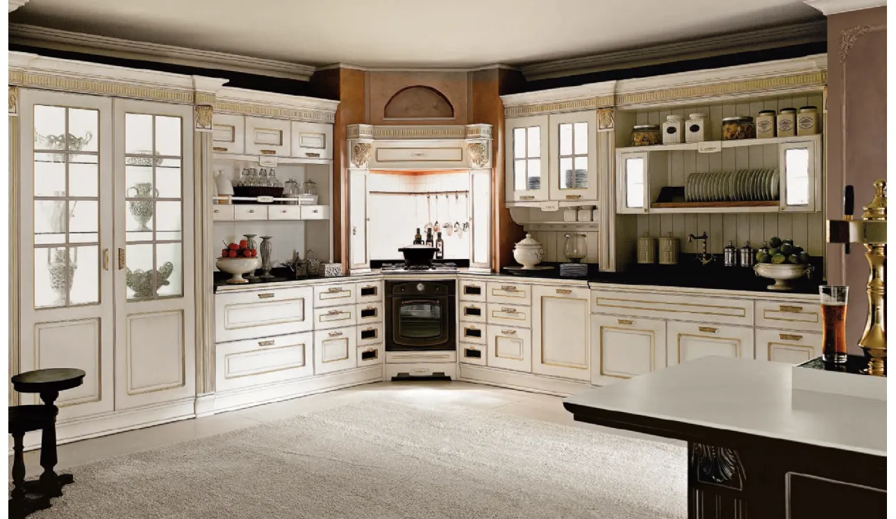 Cucina Classica Imperial Emotion angolare in patinato Bianco Canapa con decorazione oro di Aran