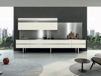 Cucina Design lineare Sipario in Fenix Bianco Kos e Acciaio inox di Aran