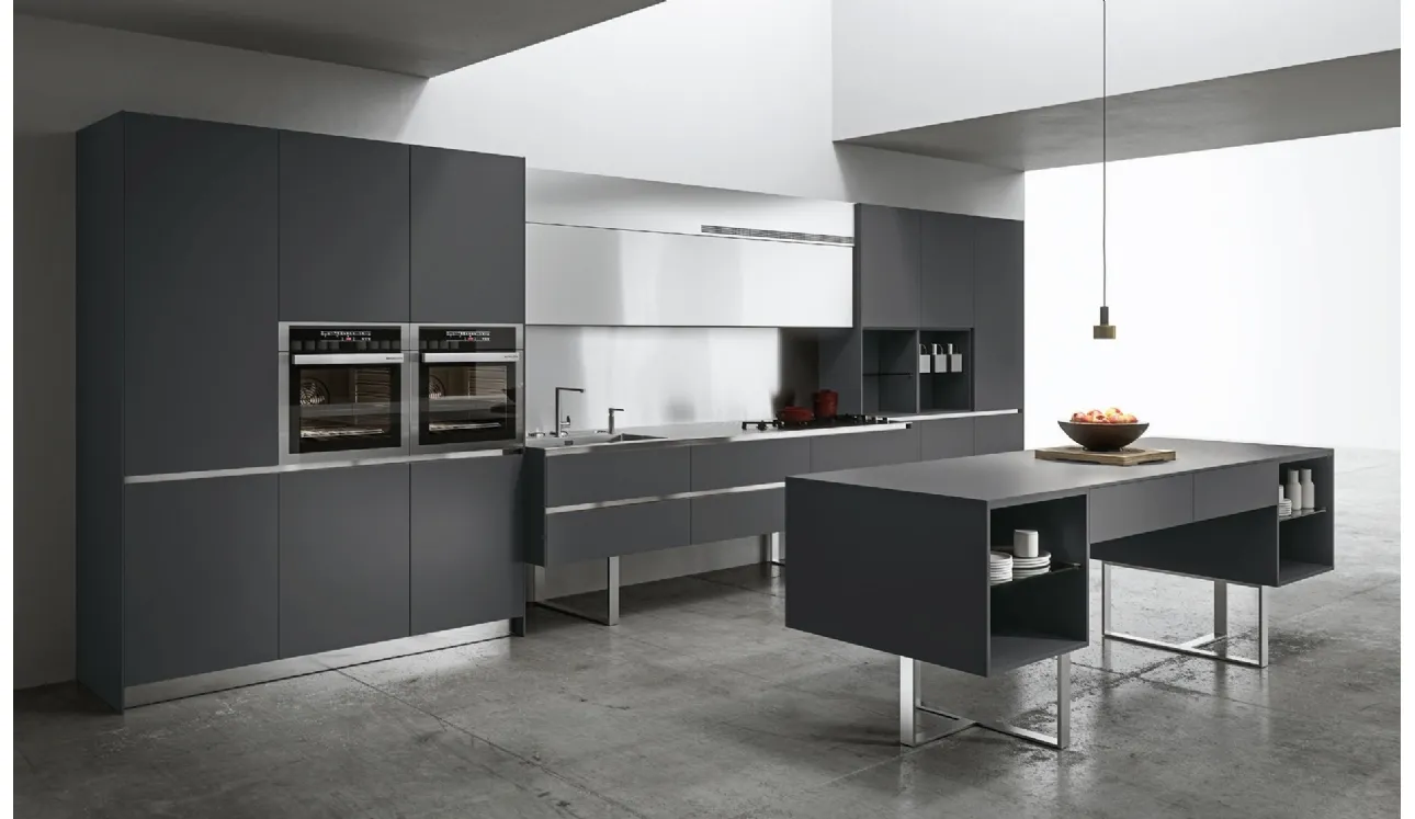 Cucina Design con isola Sipario in Fenix Grigio Bromo di Aran