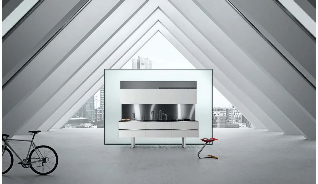 Cucina Design lineare Sipario in Fenix Bianco Alaska e Acciaio inox di Aran