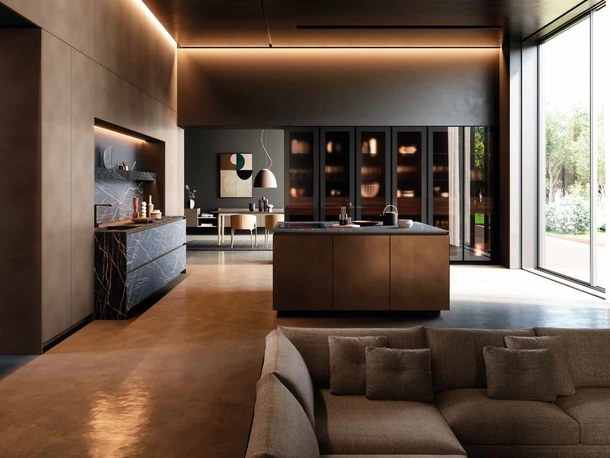 Cucina Design con isola Sistema 2-2 Fly_4 in laccato metallo bronzo e dekton di Nova Cucina