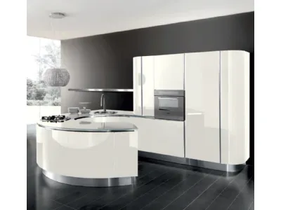 Cucina Design con penisola a semicerchio Volare in laccato lucido Bianco puro e top in vetro Bianco di Aran