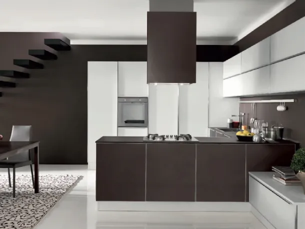 Cucina Design angolare Volare in Vetro liscio Marrone opaco e Bianco opaco di Aran