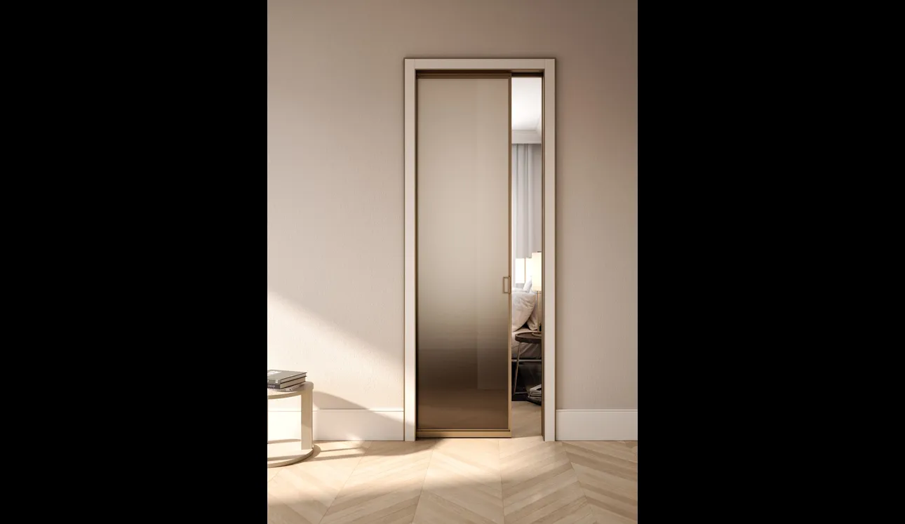 Porta per interni Quadra Scorrevole in vetro con telaio in alluminio di Albed