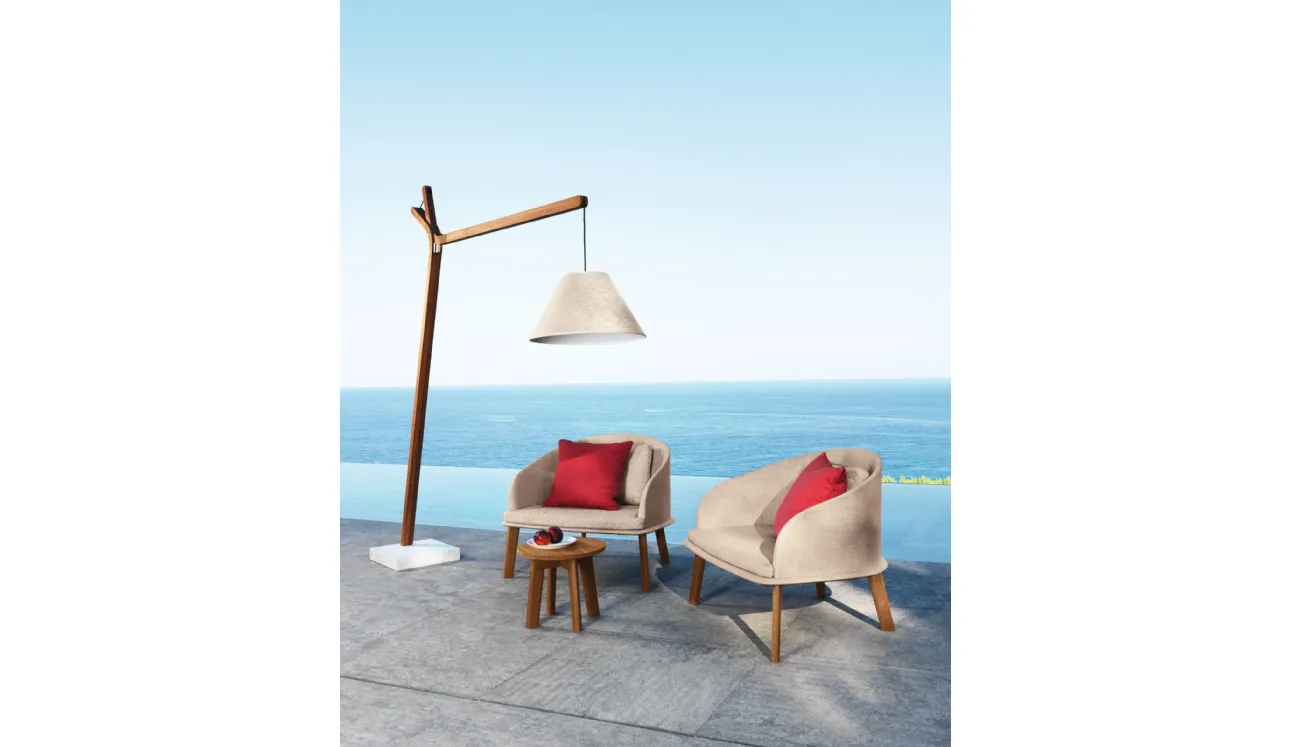 Poltroncina CleoSoft in tessuto e legno di Talenti