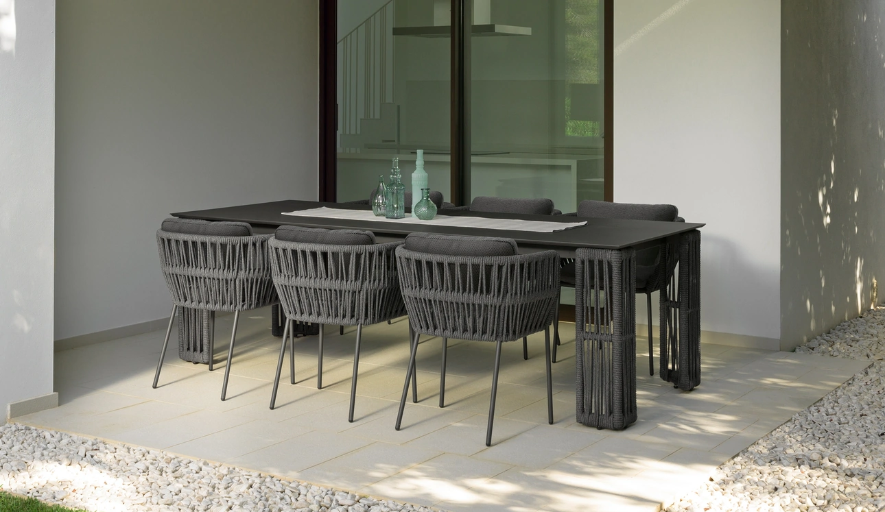 Tavolo e Sedie Cliff di Talenti