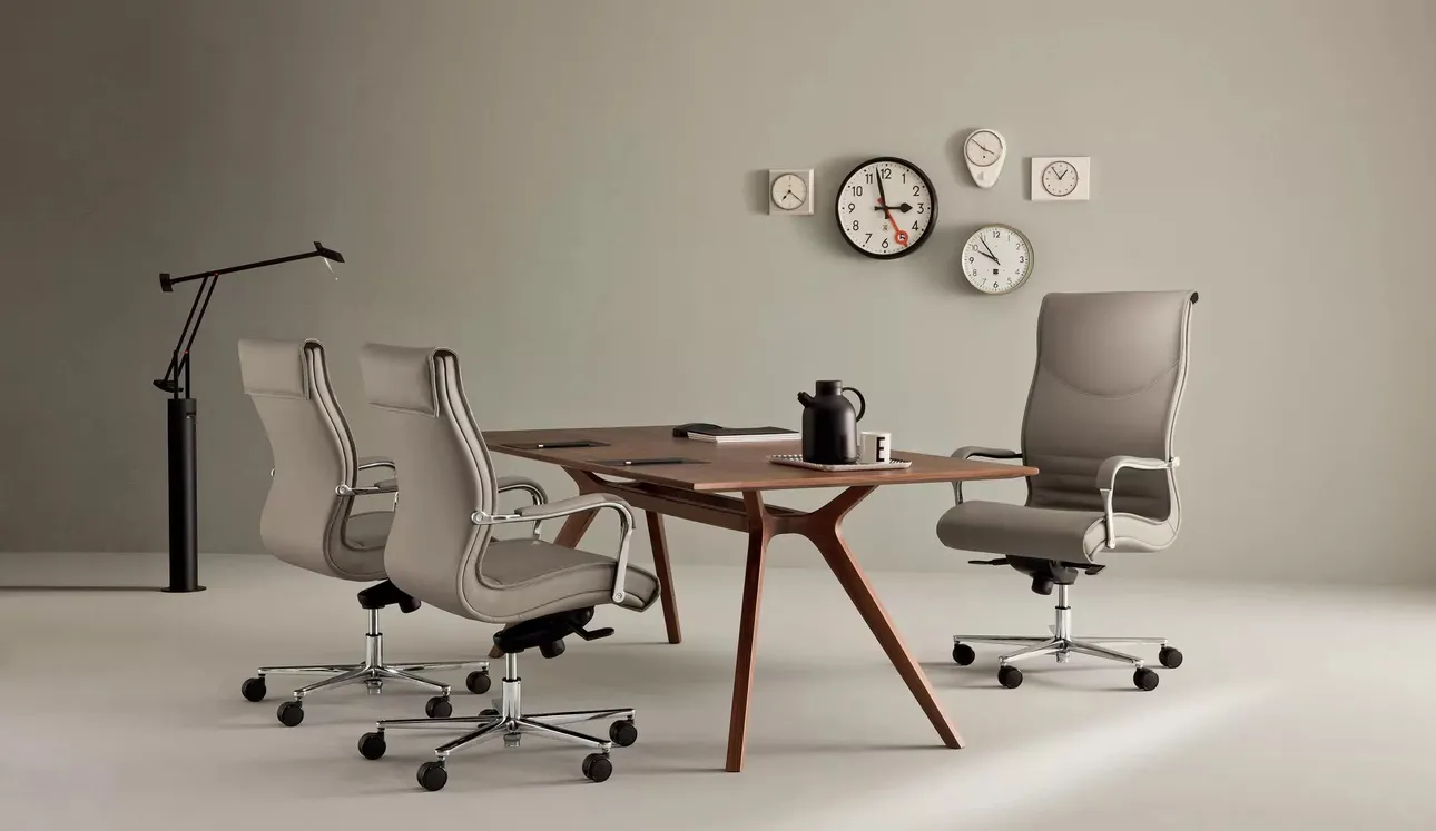 Poltrona Direzionale Pulchra di Frezza